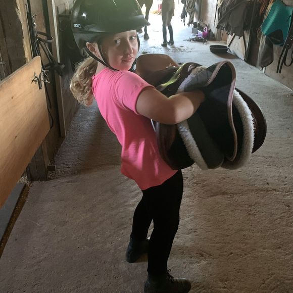 Meet your Posher, Tracey - Picture 1 of 1